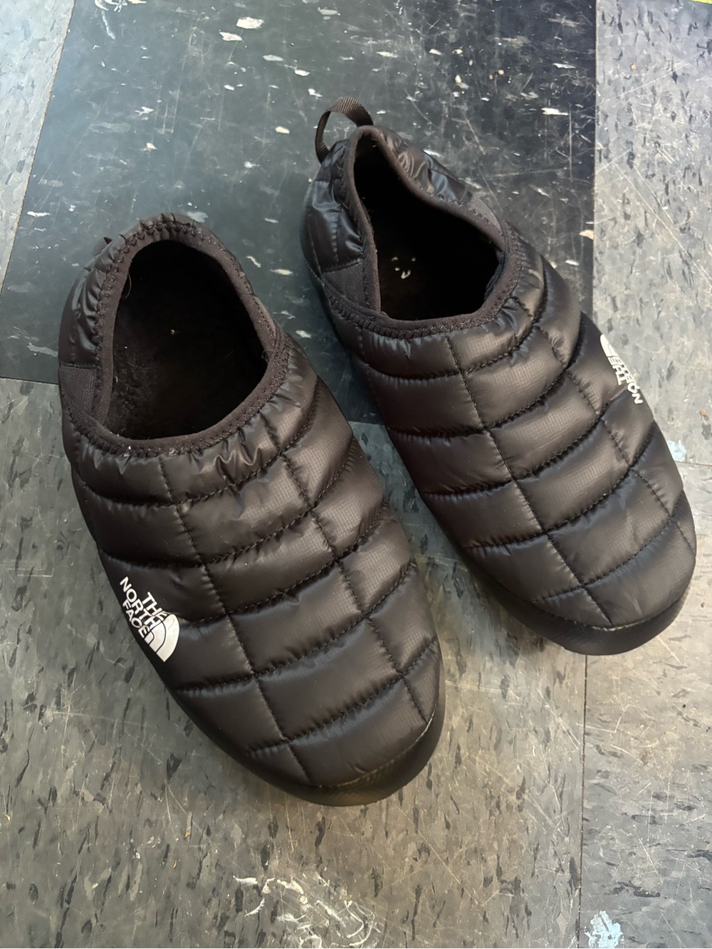 The North Face Black Puffy Quilted Slip-On Camp Shoes
